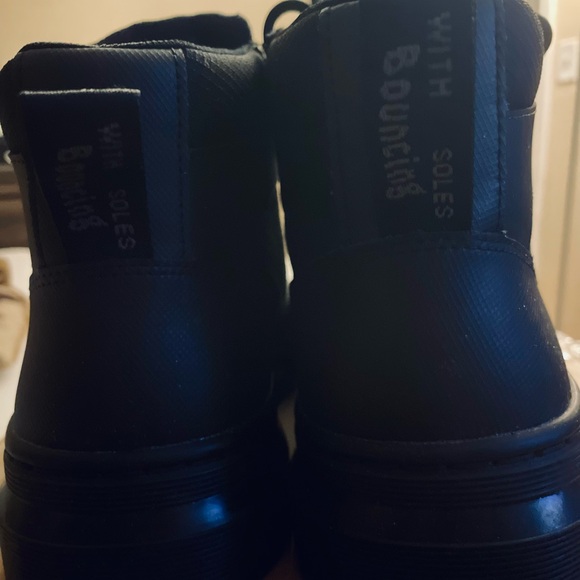 Dr. Martens - Picture 5 of 6